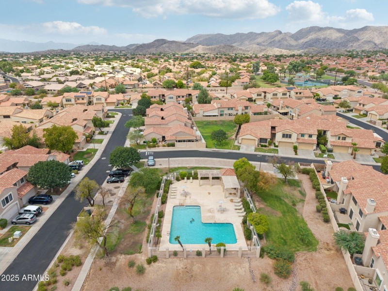 42-web-or-mls-E Cassia Way-2608-909