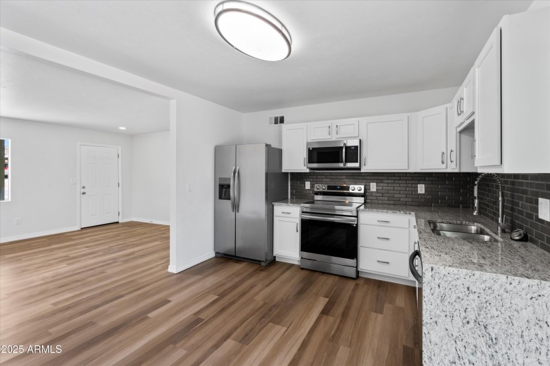 Kitchen & Living Room