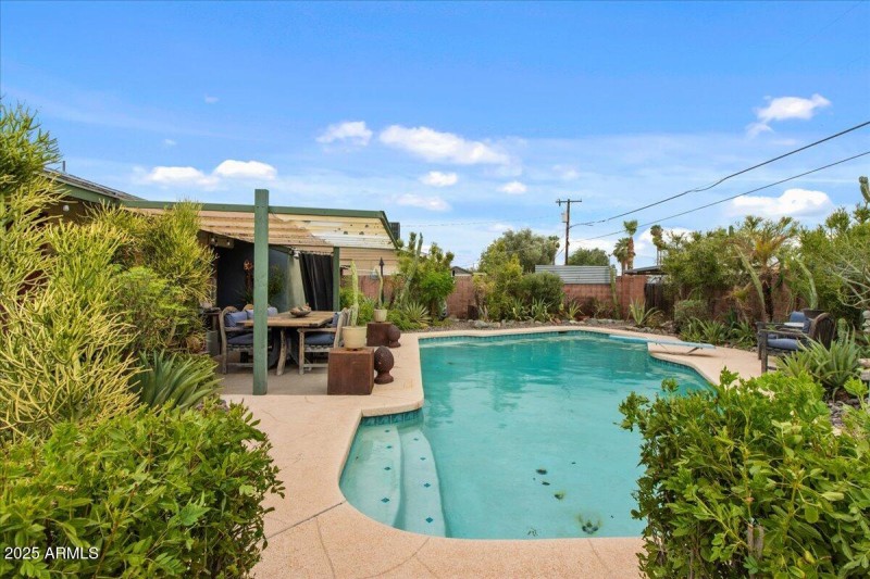 30-Back yard and pool