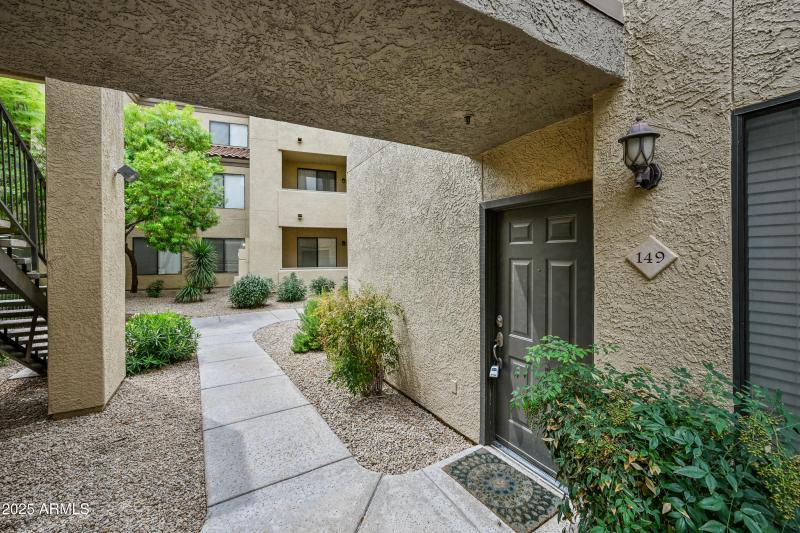 3-4925EDCA149-ocupix