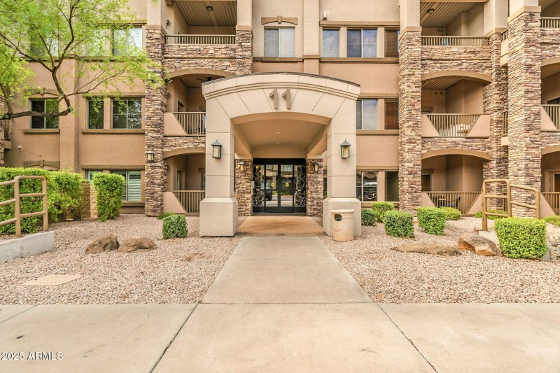 3-web-or-mls-Deer Valley-3
