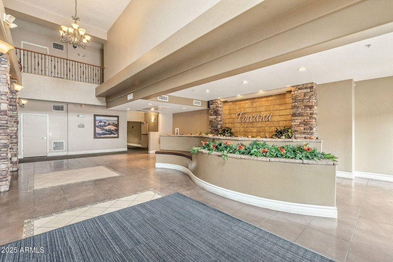 4-web-or-mls-Deer Valley-4