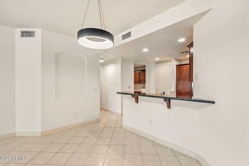 16-web-or-mls-Deer Valley-16