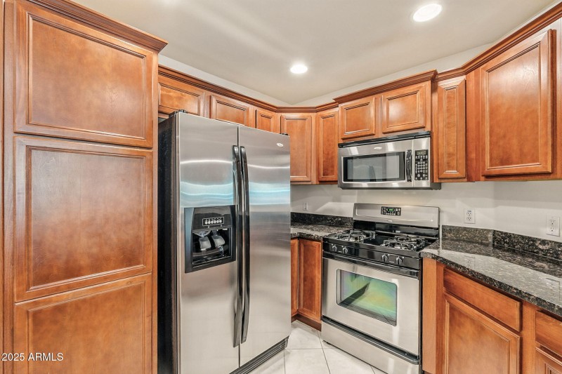 19-web-or-mls-Deer Valley-19