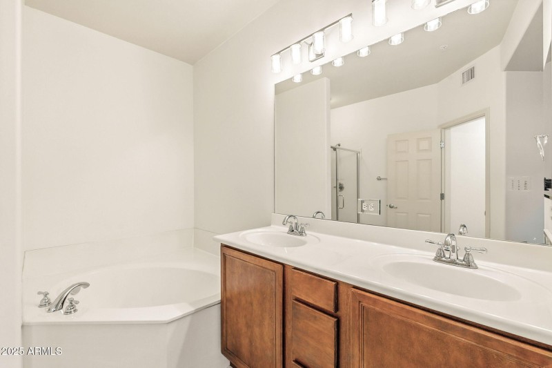 40-web-or-mls-Deer Valley-40