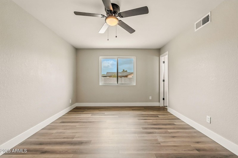 21-web-or-mls-Enid-21