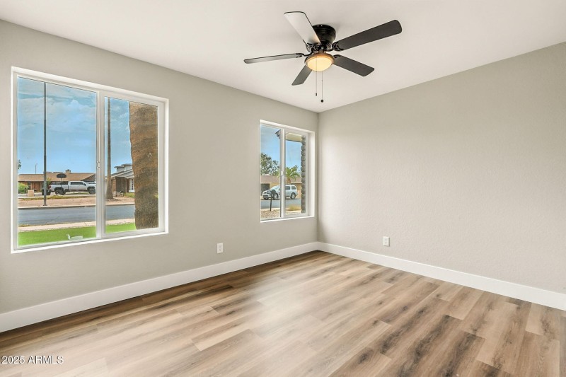 24-web-or-mls-Enid-24