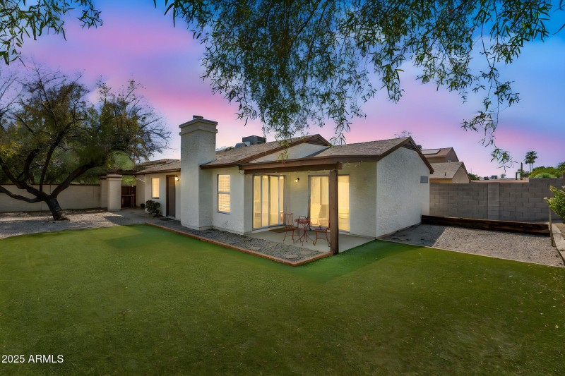 35-web-or-mls-Wescott-31 day to dusk