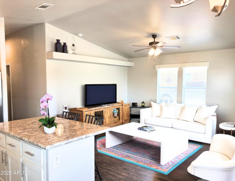 6ca74d08-e979-4949-91d7-8540e8f3a45d