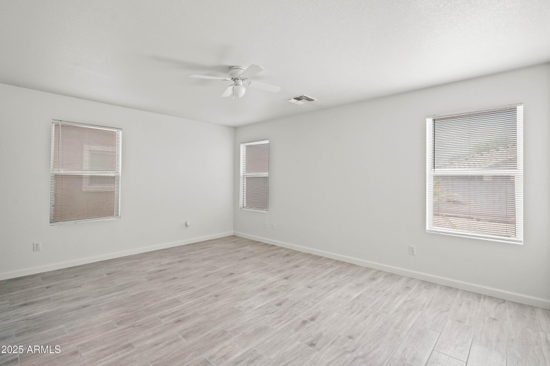 5020 S 25th Ave Phoenix AZ 85041-20