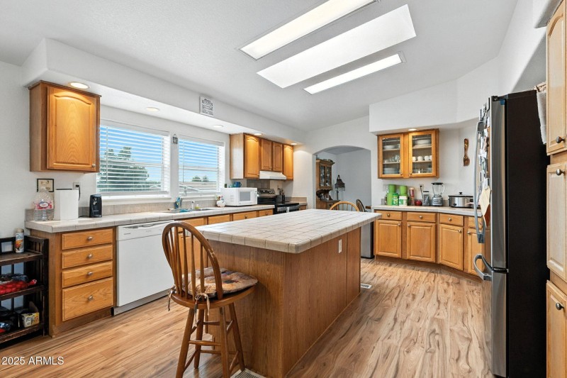 24-web-or-mls-Horseshoe -24