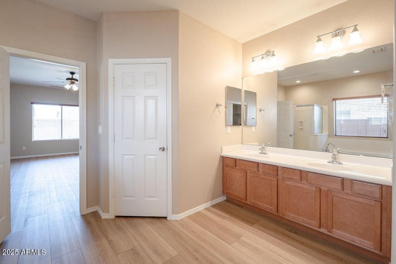 20250729_26197-W-Potter-Dr_07