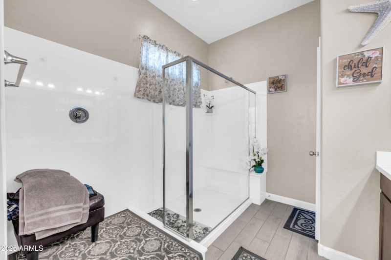 41072 W Hillman Dr-11