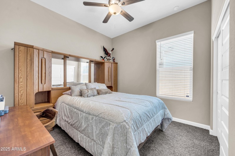 41072 W Hillman Dr-19