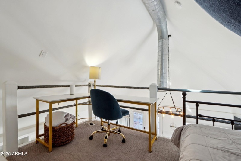 41-web-or-mls-E Weldon Ave-017