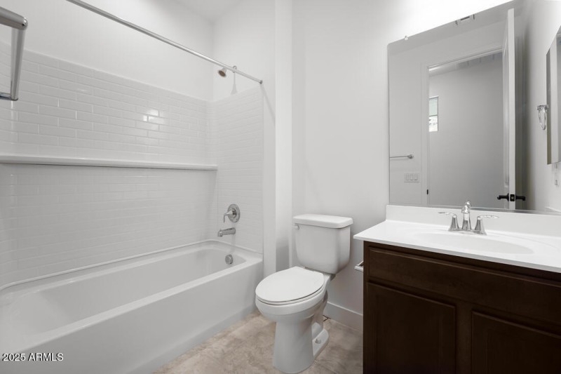 5848 S Hassett - Ready Now