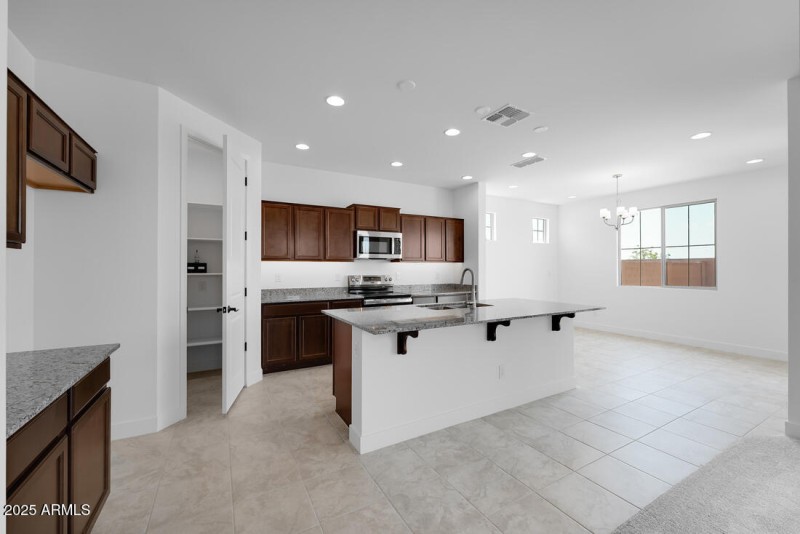 5848 S Hassett - Ready Now