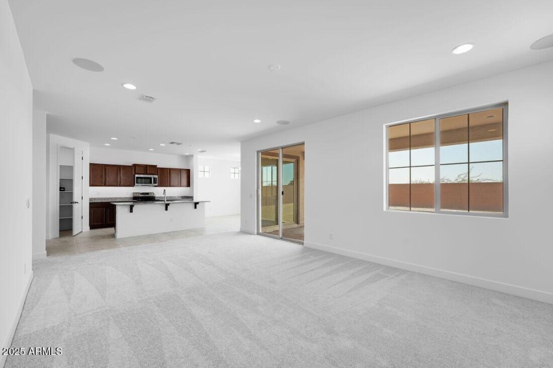 5848 S Hassett - Ready Now