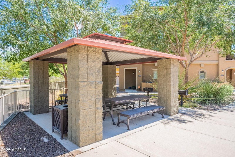 56-web-or-mls-94th-community-8