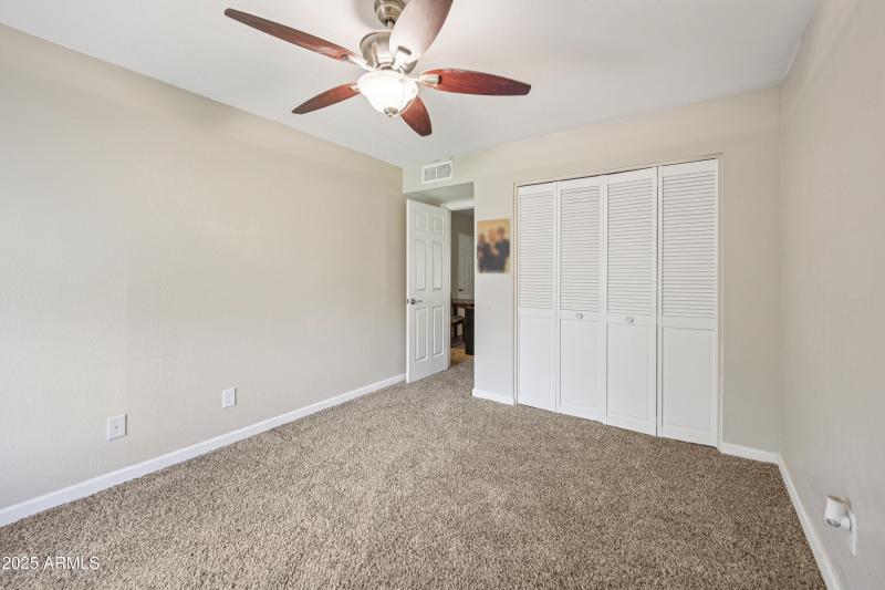 21-print-W Continental Dr-S2708-021