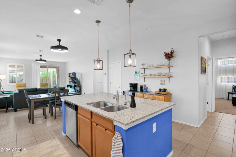 29-web-or-mls-P1281410