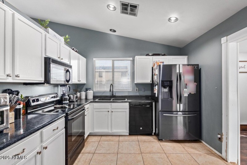 20231027110946964991000000-o