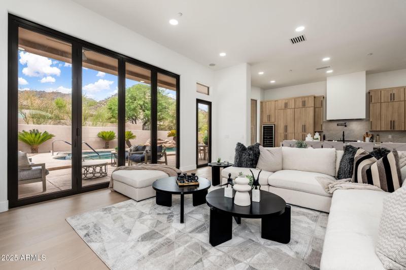 11917 E Mariposa Grande Dr - 16