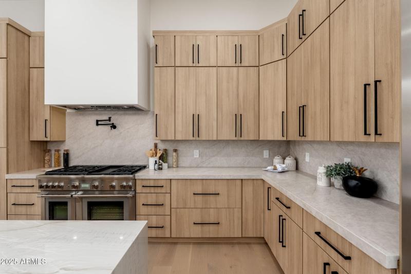 11917 E Mariposa Grande Dr - 23