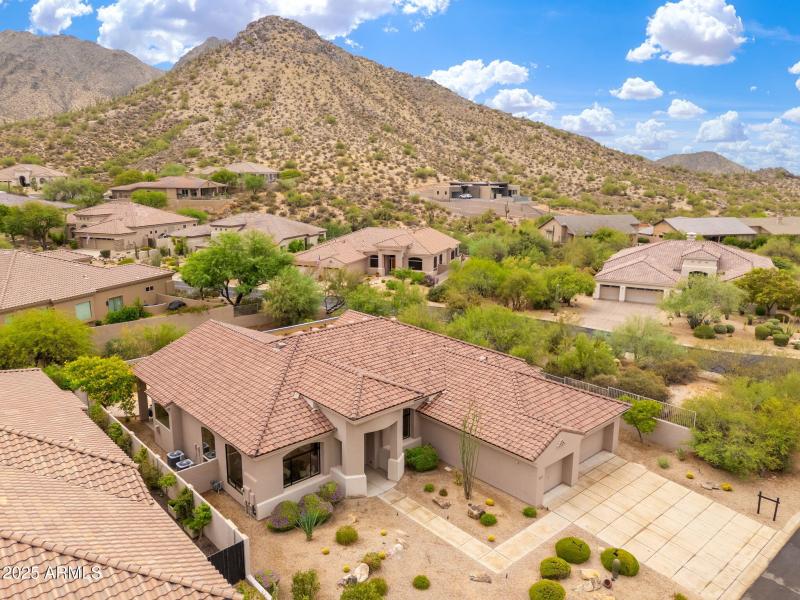 11917 E Mariposa Grande Dr - 58