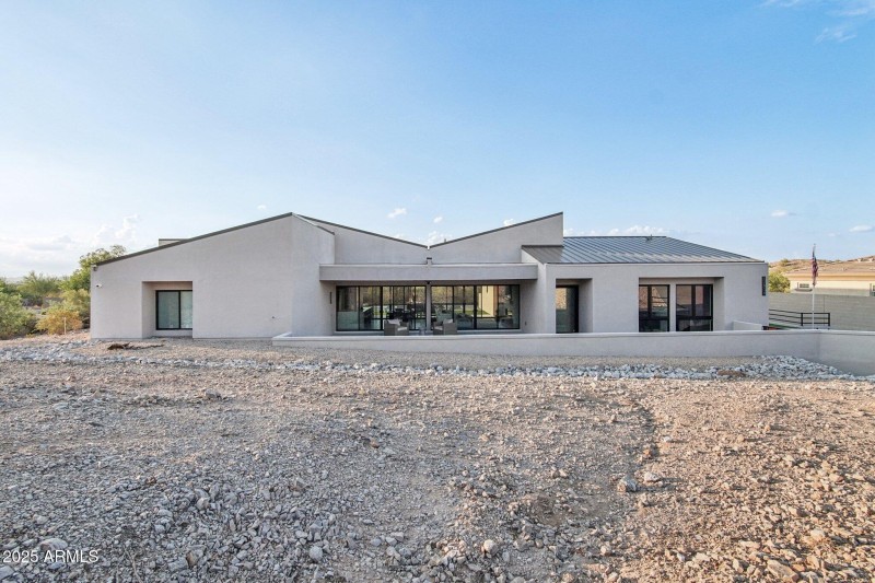 3-web-or-mls-W Estes Way-S2708-003