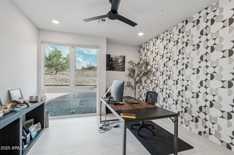 32-web-or-mls-W Estes Way-S2708-032