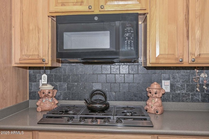 Kitchen-Gas Range