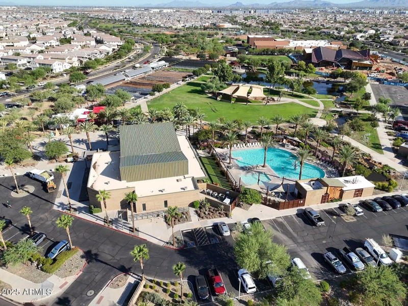 dji_fly_20250827_082704_0_1756308424963_