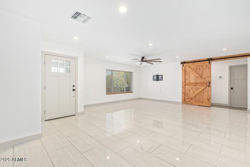 20230907061101041653000000-o