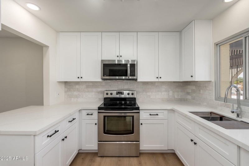 131 N Higley Rd UNIT 215 - 04