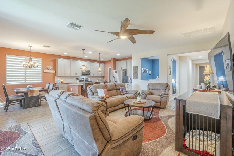 8-web-or-mls-Canasta-8