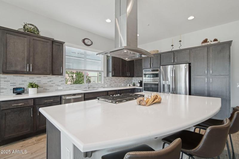 15-web-or-mls-W Montansoro Ln-S2708-013