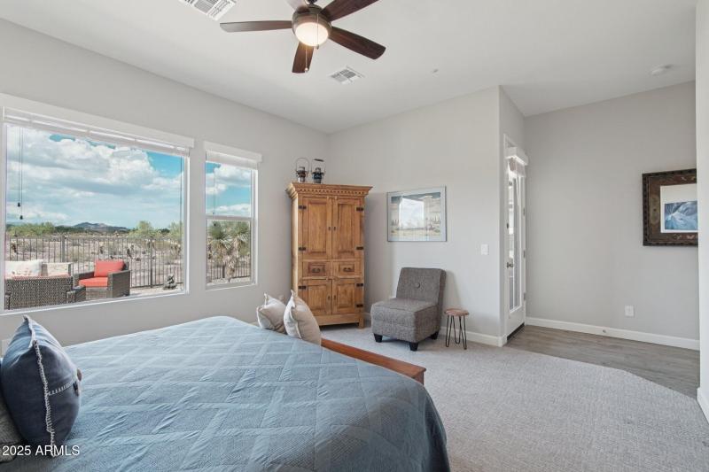 18-web-or-mls-W Montansoro Ln-S2708-016