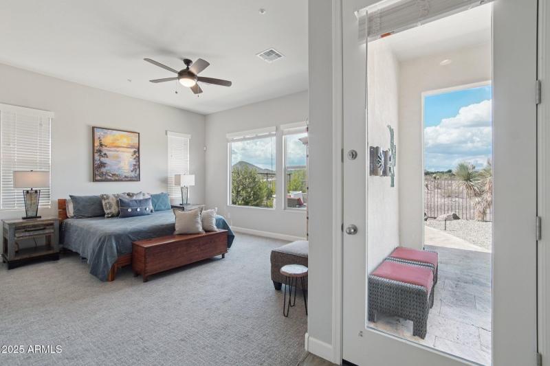 20-web-or-mls-W Montansoro Ln-S2708-018