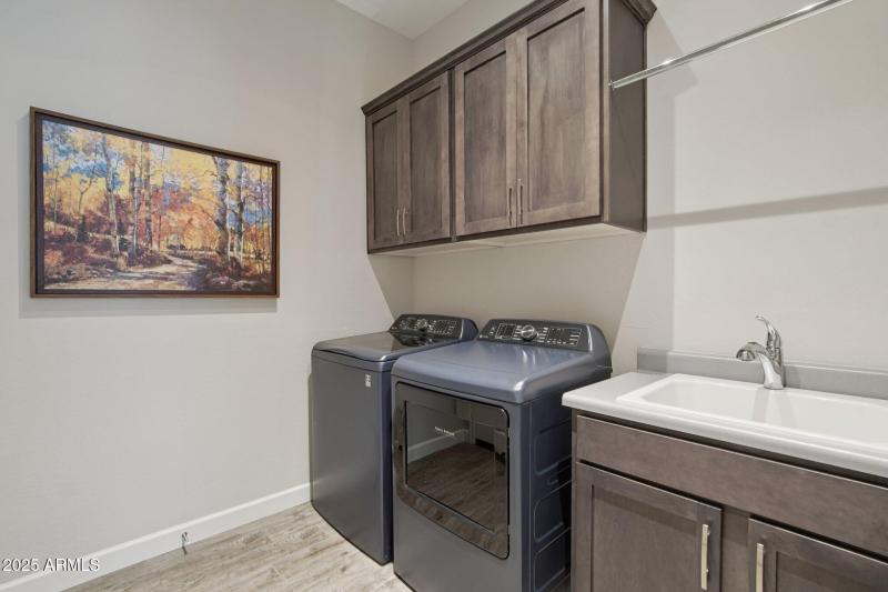 28-web-or-mls-W Montansoro Ln-S2708-026