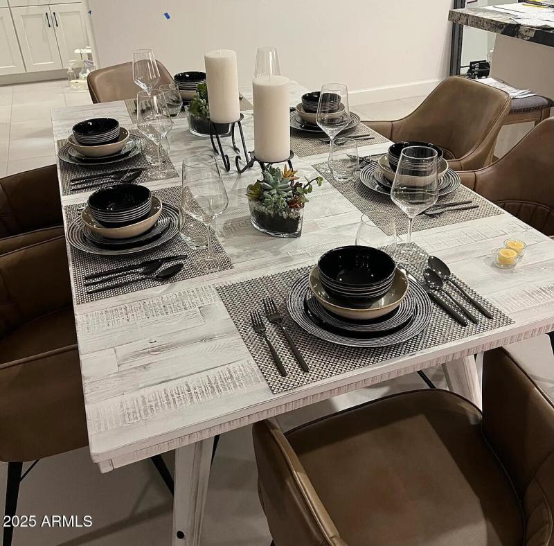 8c9ec73270a025f3c50cab312bdec714-uncropp