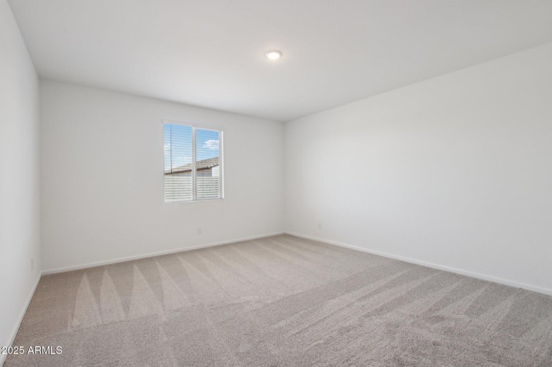 27-web-or-mls-W Brown St-S2708-027