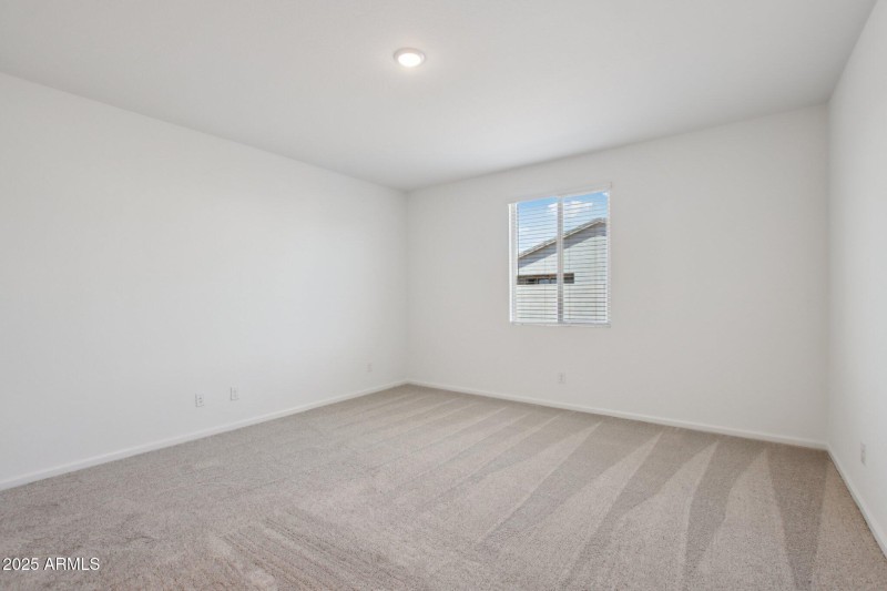 28-web-or-mls-W Brown St-S2708-028