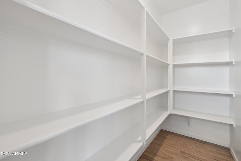 33-web-or-mls-W Brown St-S2708-033