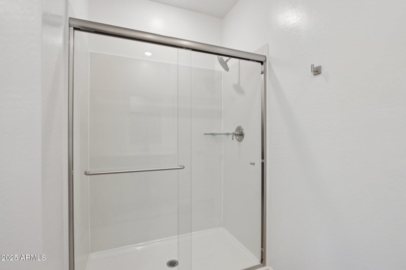 36-web-or-mls-W Brown St-S2708-036