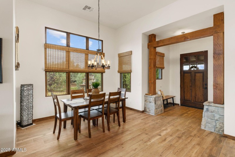 10-Foyer to Dining Room