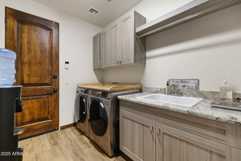 31-Laundry Room