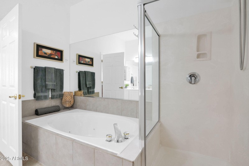 Jetted Tub and Shower