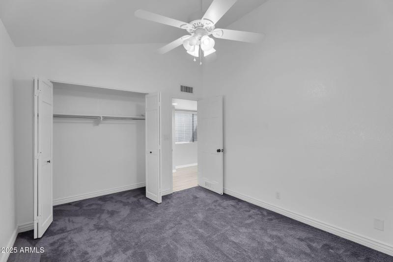 33-web-or-mls-Forest Ave-33