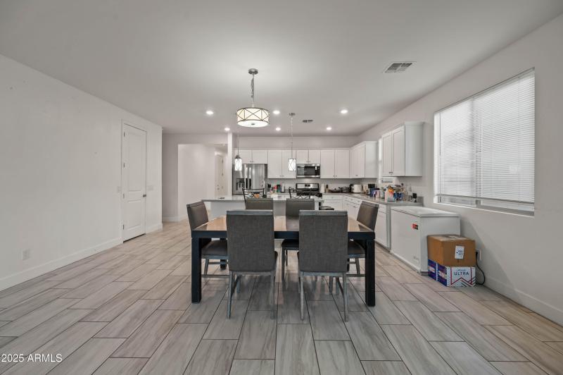 11670 W Parkway Ln Avondale AZ 85323-31